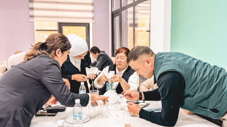 Teachers from Osh oblasty schools learn new STEAM skills